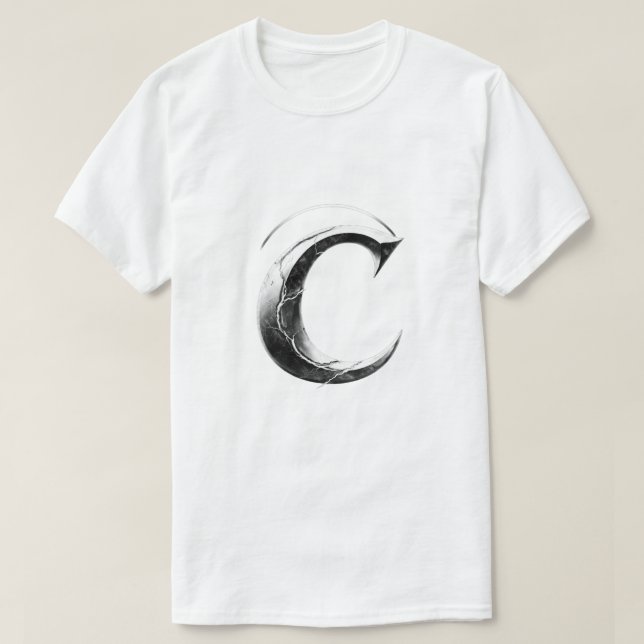 Camiseta C de letra gótica oscura - Shadow C (Diseño del anverso)
