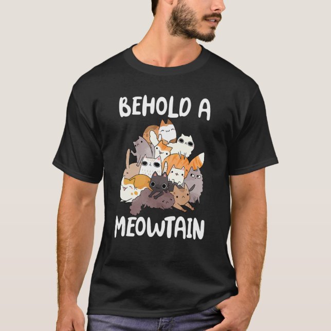 Camiseta Ca Behold A Meowtain Cat Mountain (Anverso)