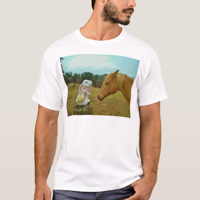 Camiseta Caballo amarillo rubio y conejo de Pascua (Anverso)