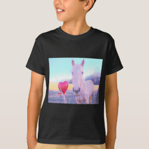 Camiseta Caballo amarillo y corazón rojo