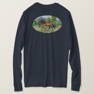 Camiseta Caballo islandés Sola y potro en prado de montaña 