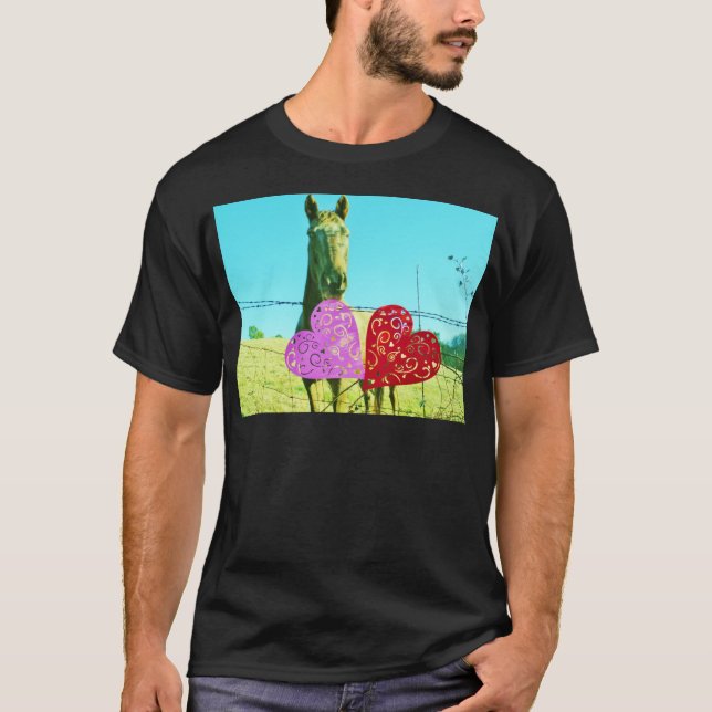 Camiseta Caballo rubio y corazón rosado y rojo (Anverso)