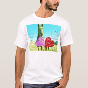 Camiseta Caballo rubio y corazón rosado y rojo