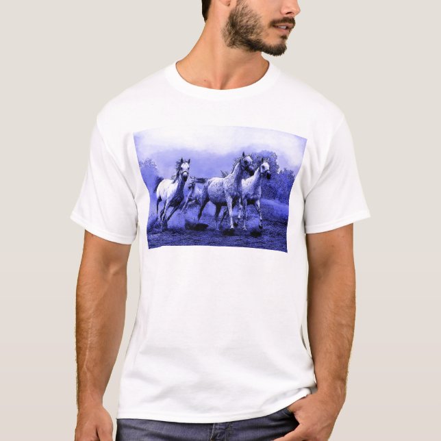 Camiseta Caballos en marcha y luz luna azul (Anverso)