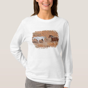 Camiseta Caballos vagando por Big Horn MT de Shell Wyoming.
