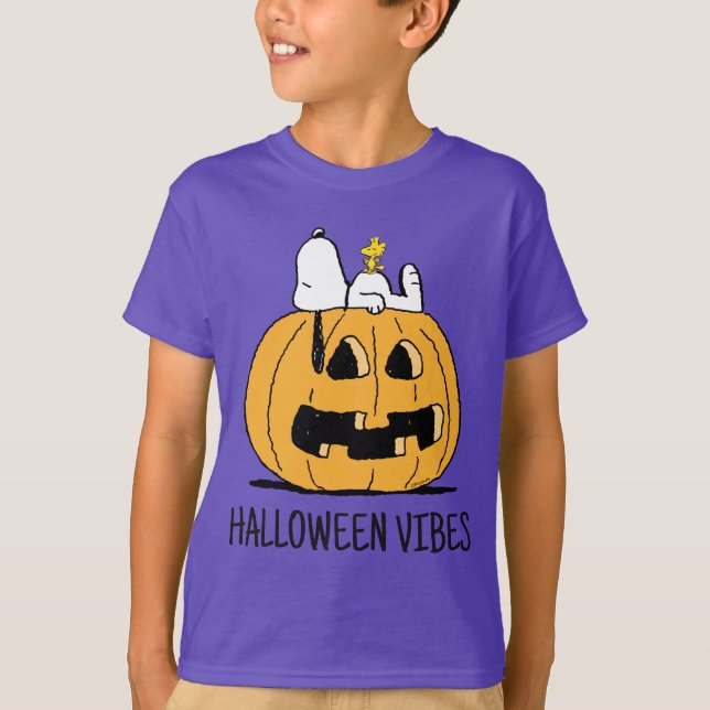 Camiseta Cacahuetes| Snoopy y Woodstock Jack-O-Lantern (Anverso)