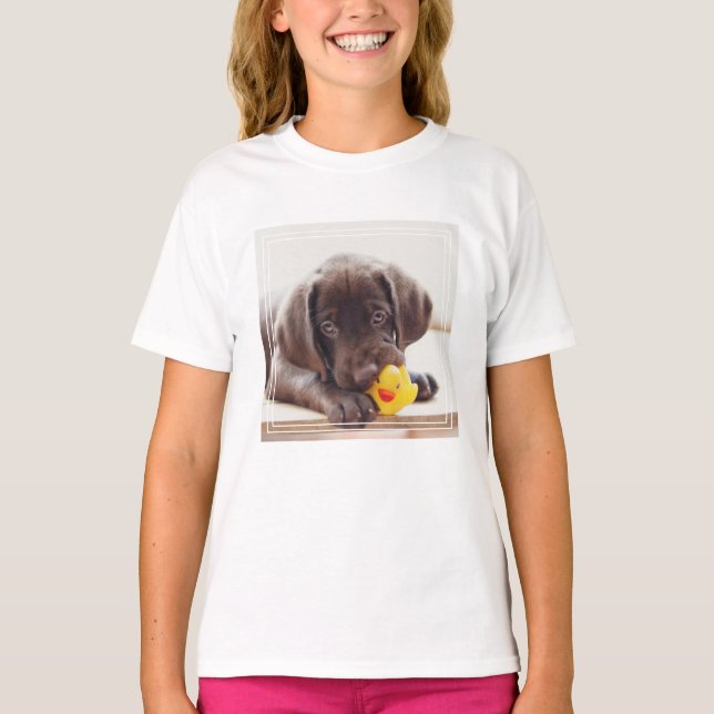Camiseta Cachorro de chocolate con pato de juguete (Anverso)