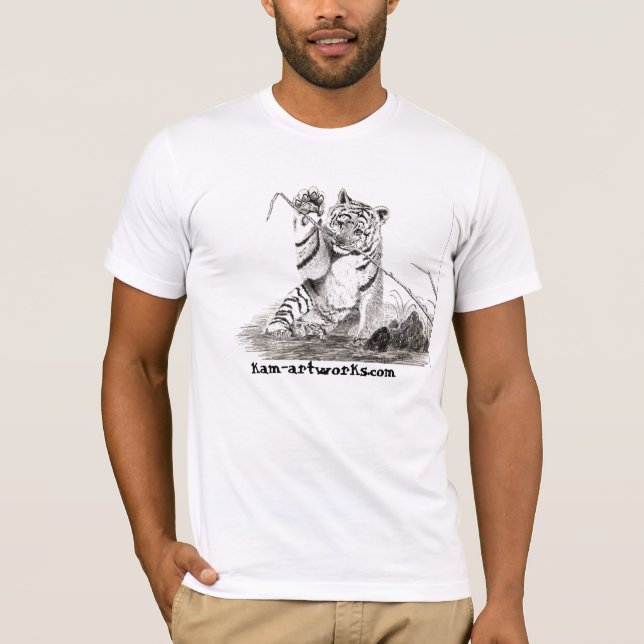 Camiseta cachorro de tigre en el juego (Anverso)