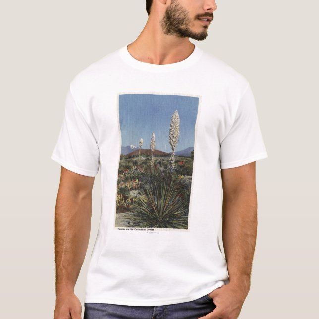 Camiseta Cactus de CaliforniaYucca en la floración en (Anverso)