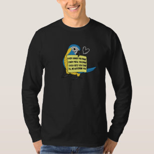 Camiseta Cada comida o bocado de snack que como mi guacamay