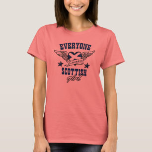 Camiseta Cada uno ama a un chica escocés