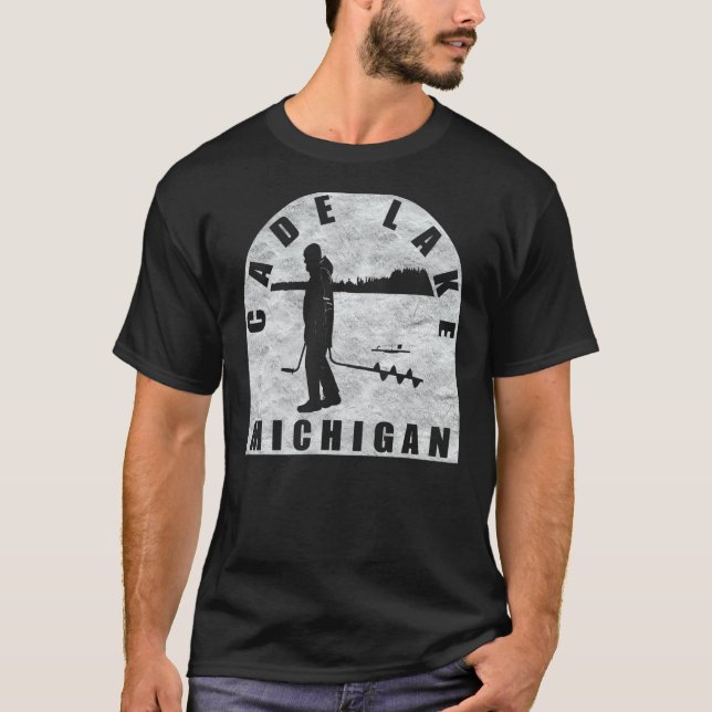 Camiseta Cade Lake Ice Fishing Michigan (Anverso)