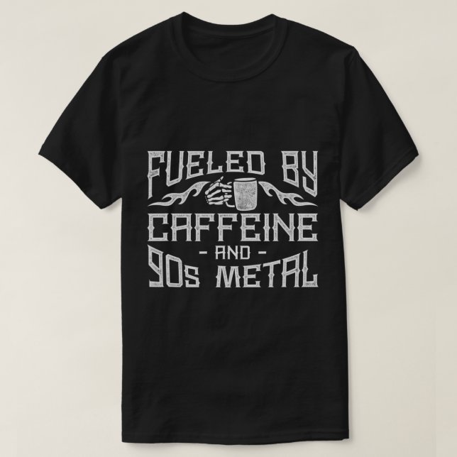 Camiseta Café Fuerte Metalizado Alimentado Por Cafeína Y Me (Diseño del anverso)