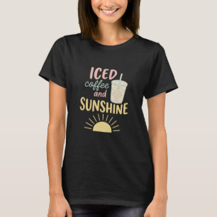 Camiseta Café Helado y Estética Pastel de Verano Soleado C