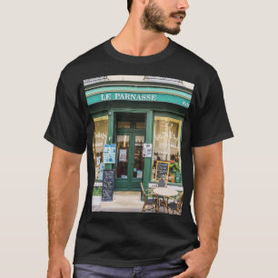 Camiseta Cafés franceses: La acogedora escena de Versalles.