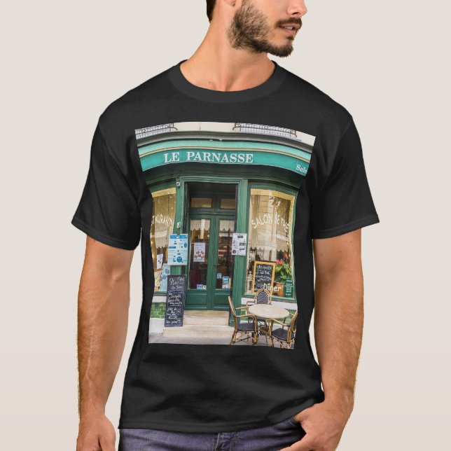 Camiseta Cafés franceses: La acogedora escena de Versalles. (Anverso)