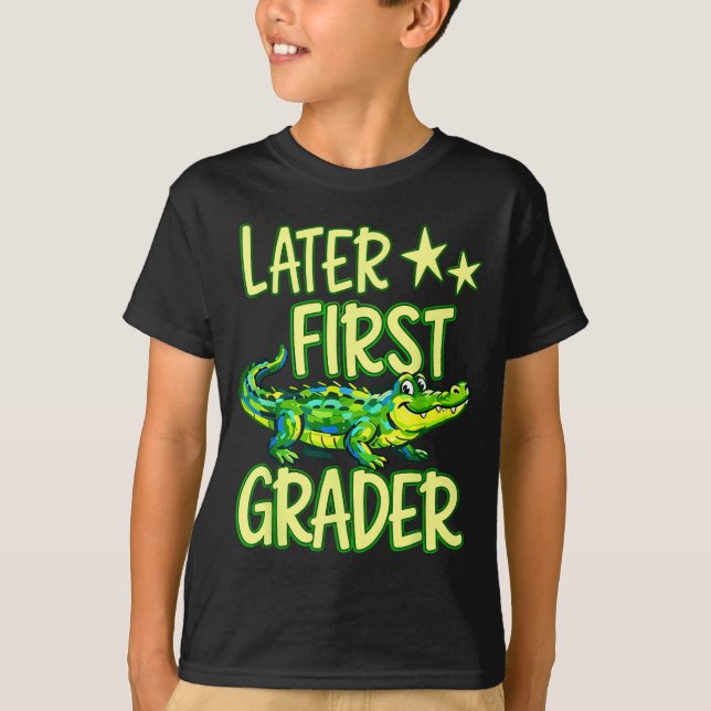 Camiseta Caimán Más Tarde Ft Grader Último Día de Escuela F (Anverso)
