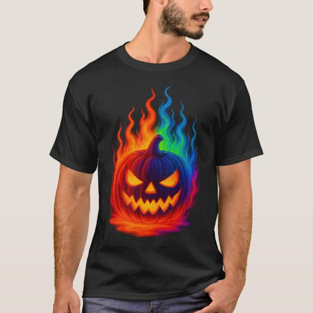Camiseta Calabaza de Halloween en Llamas Arcoíris (Anverso)
