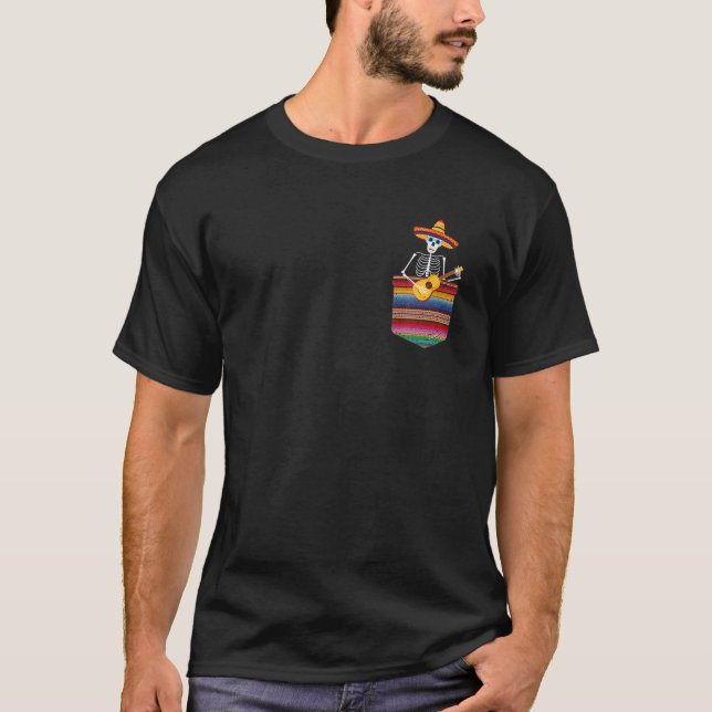 Camiseta Calaca Blanket Pocket Serape Funny Cinco D (Anverso)