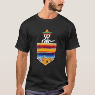 Camiseta Calaca Serape Pocket Mexicano Fiesta Fake Pocket