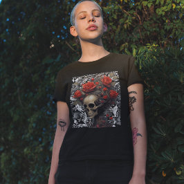 Camiseta Calavera Con Rosas De Pelo Salvaje En Hojas Vintag