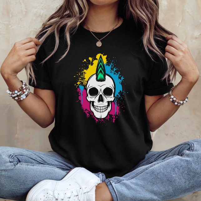Camiseta Calavera de grafiti urbano con mohawk (Subido por el creador)