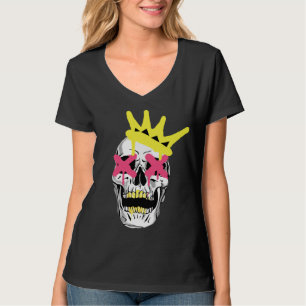 Camiseta Calavera Regia: Arte Coronado con Ojos X Rosados