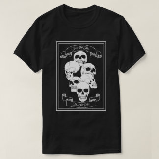 Camiseta Calaveras con Estandartes y Texto Personalizable N