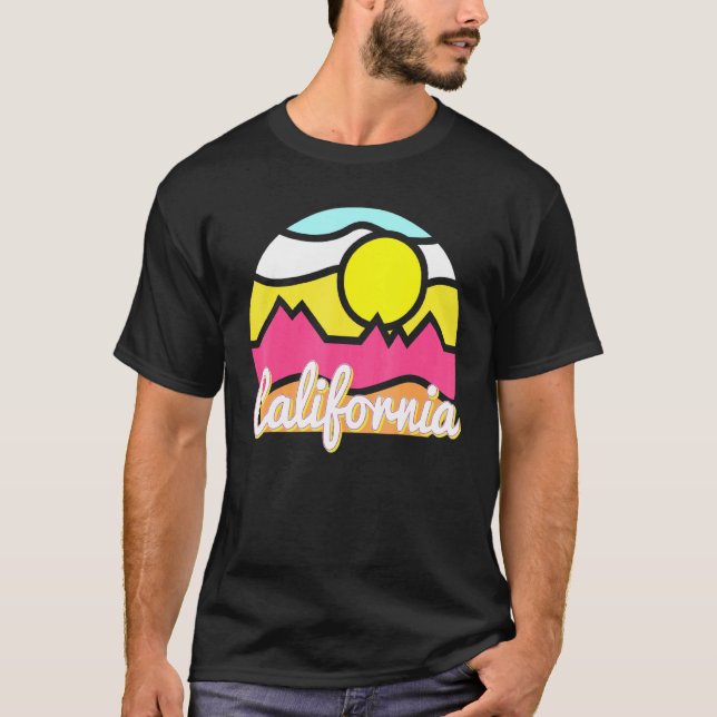 Camiseta California Retro Mountain Sunset Outlife E (Anverso)