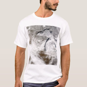 Camiseta Calles nubladas sobre el lago Superior y el lago M