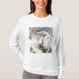 Camiseta Calles nubladas sobre el lago Superior y el lago M