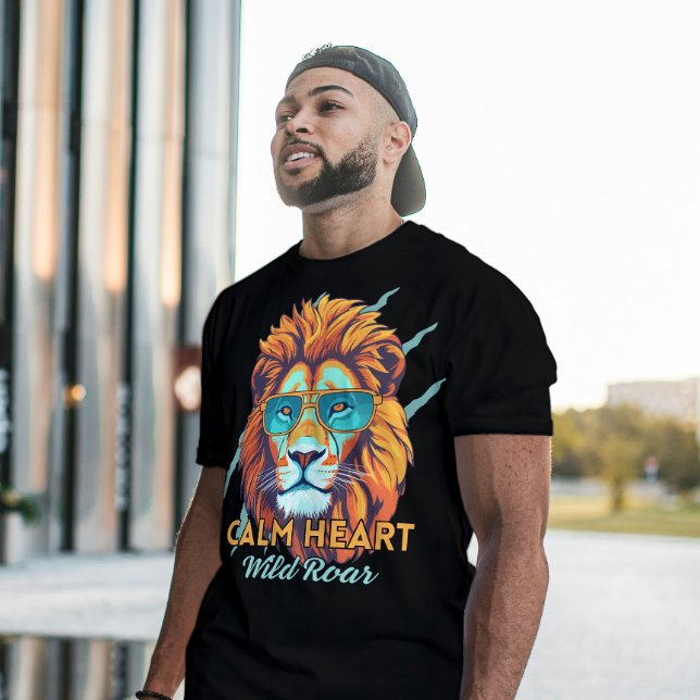 Camiseta Calm Heart, Wild Roar – Lion Energy Motivational T (Subido por el creador)