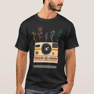 Camiseta Cámara de flor silvestre enfócate en lo bueno Subl