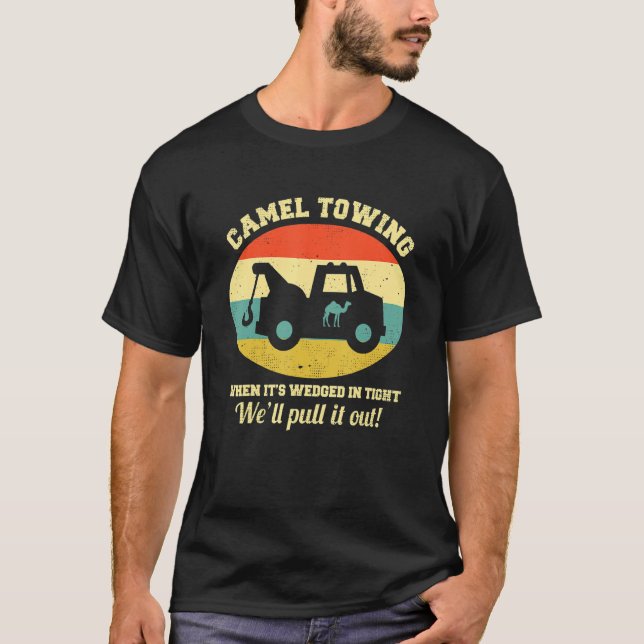 Camiseta Camel Towing Retro Adult Humor Saying  Halloween (Anverso)