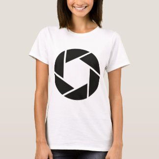 Camiseta Camera Shutter T-Shirt – Photography Graphic Tee