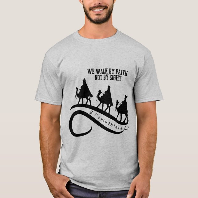 Camiseta Caminamos Por La Fe No Por Navidades Cristianos De (Anverso)