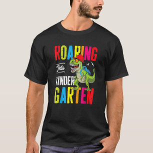 Camiseta Caminando hacia el profesor de dinosaurio infantil