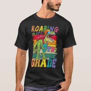 Camiseta Caminando hacia la mochila de dinosaurios de 5º gr
