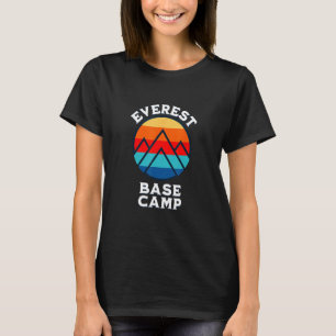 Camiseta Caminata Retro Stripe Everest en el campamento bas