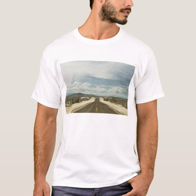 Camiseta Camino recto largo con el paisaje de Baja del (Anverso)