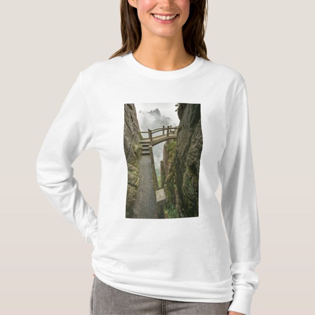 Camiseta Camino y pequeño puente, Montaña Amarilla, (Anverso)