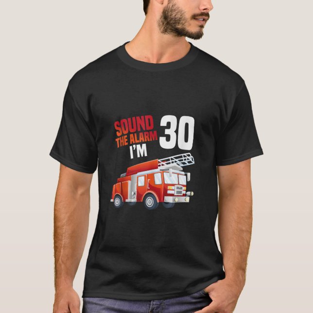 Camiseta Camión de bomberos tema 30 cumpleaños de bombero 3 (Anverso)