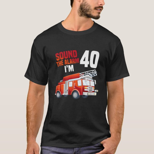 Camiseta Camión de bomberos tema 40 cumpleaños de bombero 4 (Anverso)