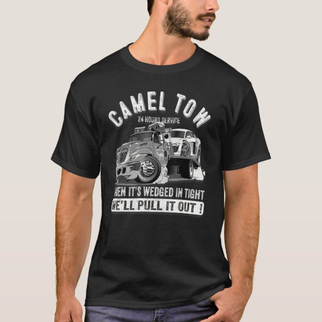 Camiseta Camión de remolque de remolque de camello con remo (Anverso)