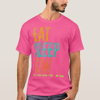 Camiseta Camión de repetición de Camión Retro Eat Sleep Tow