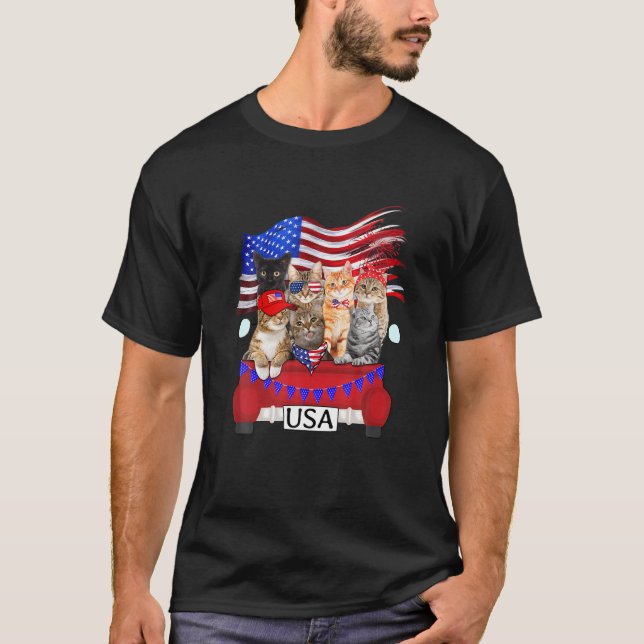 Camiseta Camión rojo gracioso con gatos 4 de julio en un gl (Anverso)
