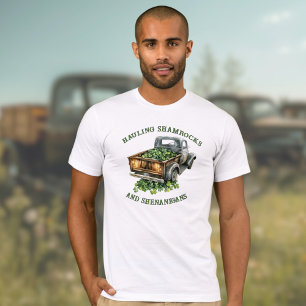 Camiseta Camión rural transportando tréboles y travesuras
