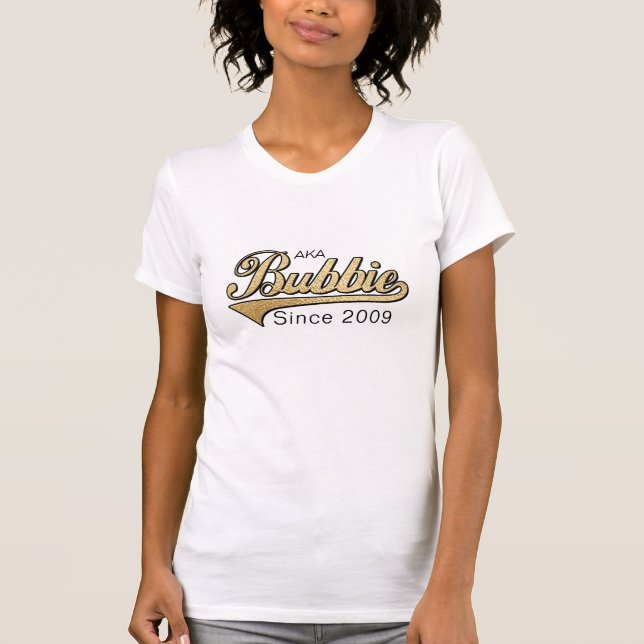 Camiseta Camisas Bubbie "AKA/También conocido como Bubbie ¿ (Anverso)