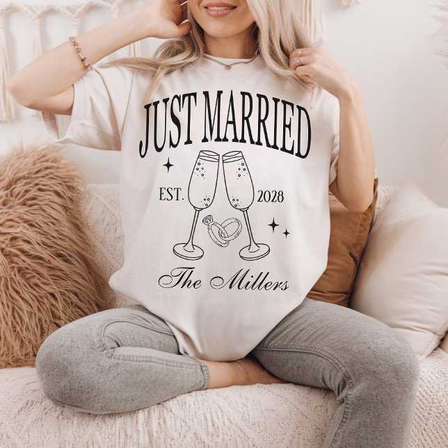Camiseta Camisas casadas, Personalizados de novias y Camise (Just married shirt, honeymoon shirts, bride and groom shirts, newlywed shirts, matching couple shirt)