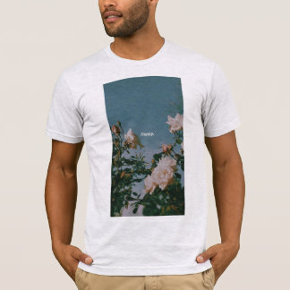 Camiseta Camisas: Flores felices